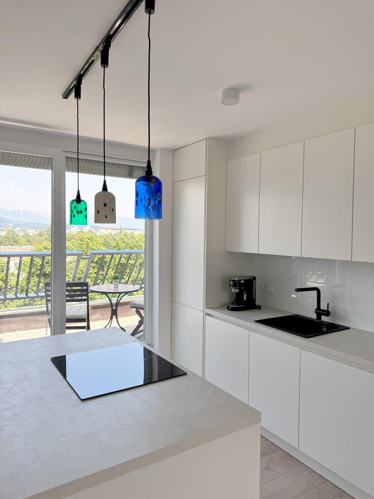 Luxe Penthouse With A Castle View 류블랴나 외부 사진